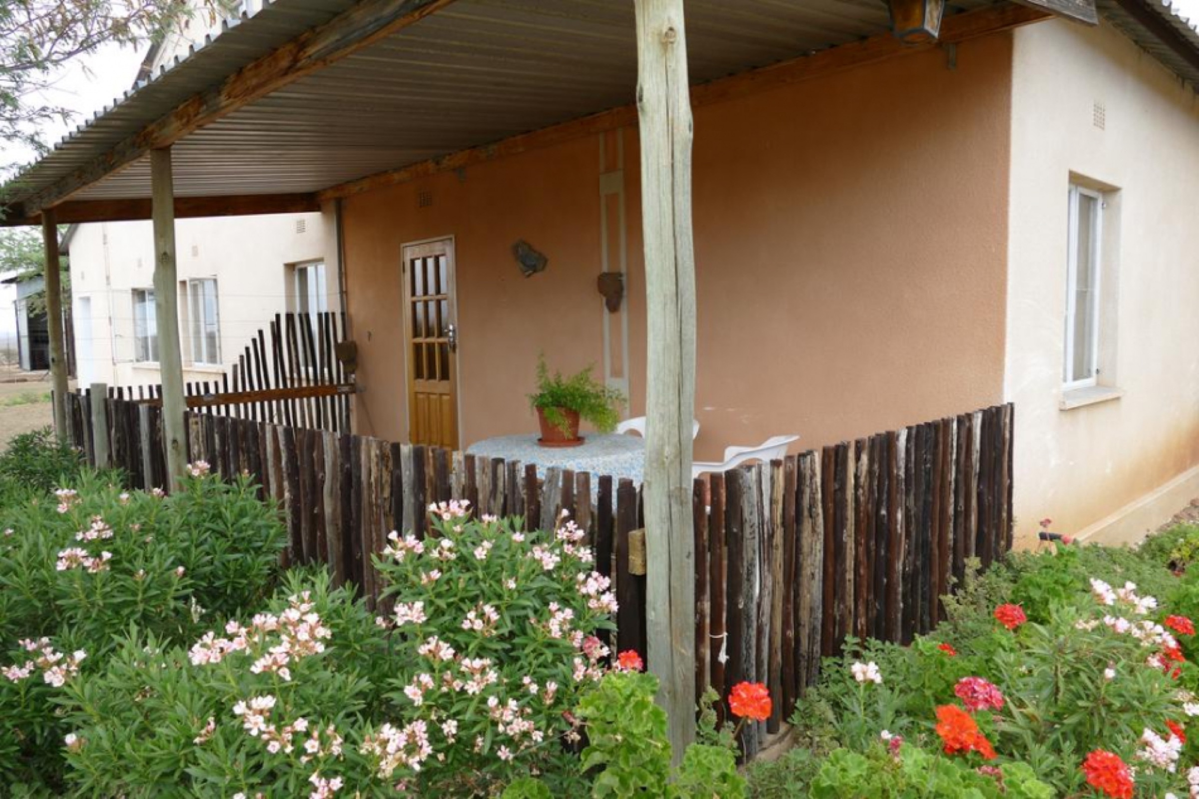 Bed and Breakfast bungalow and flower garden
